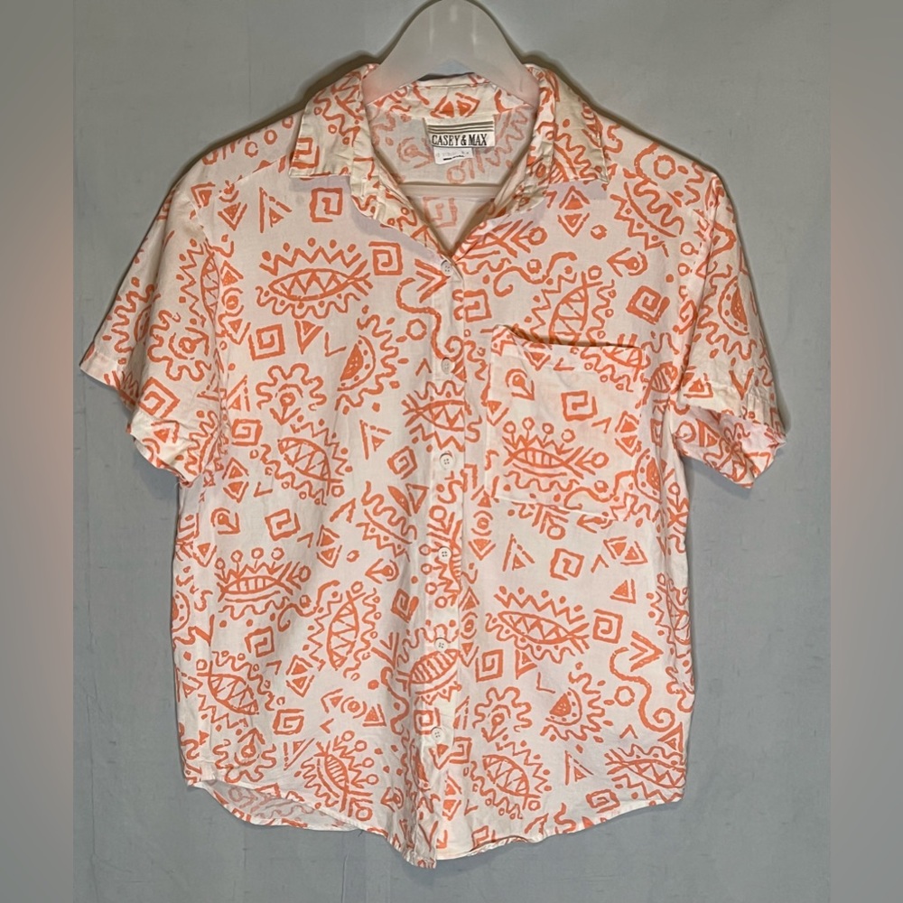 Vintage 90s style print button down shortsleeved shirt